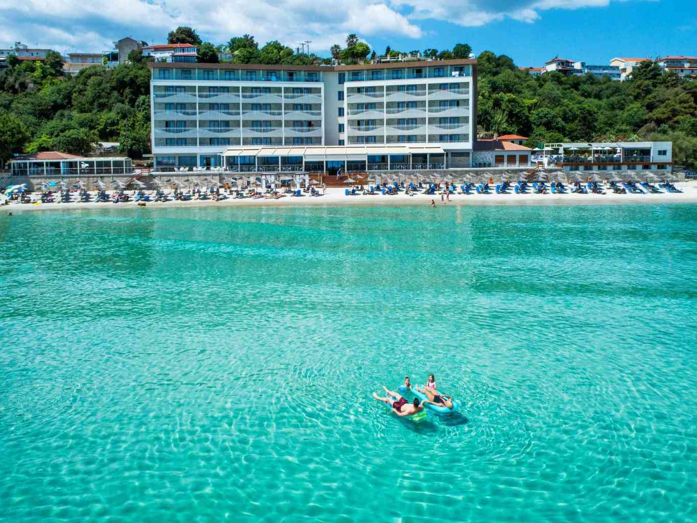 5 дни със закуска за двама през септември в Ammon Zeus Luxury Beach Hotel, Касандра - Гърция