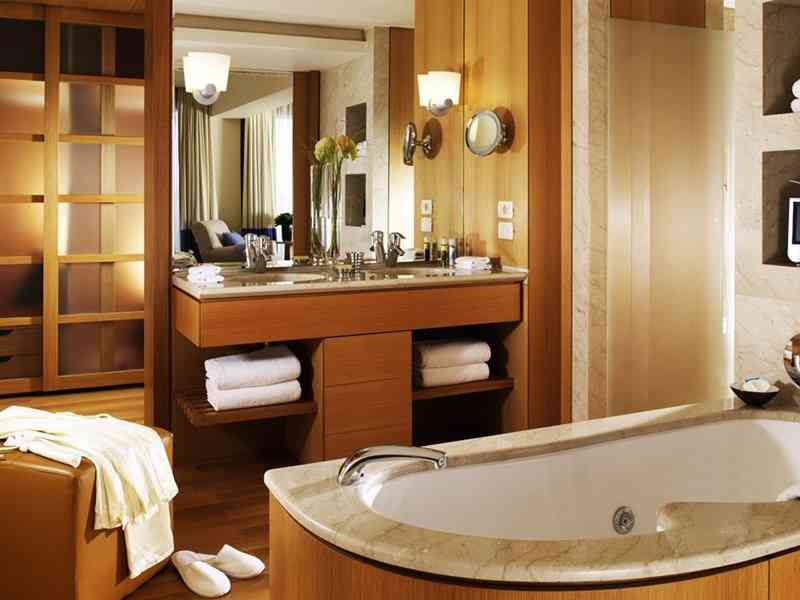 Amphitryon Hotel, Арголида