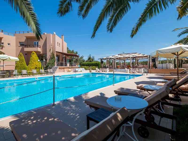 Apollo Resort Art Hotel, Месения