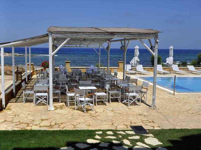 Artina Nuovo & Spa Hotel Apartments, Месения