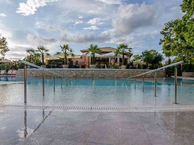 daLUZ Boutique Hotel Preveza, Превеза