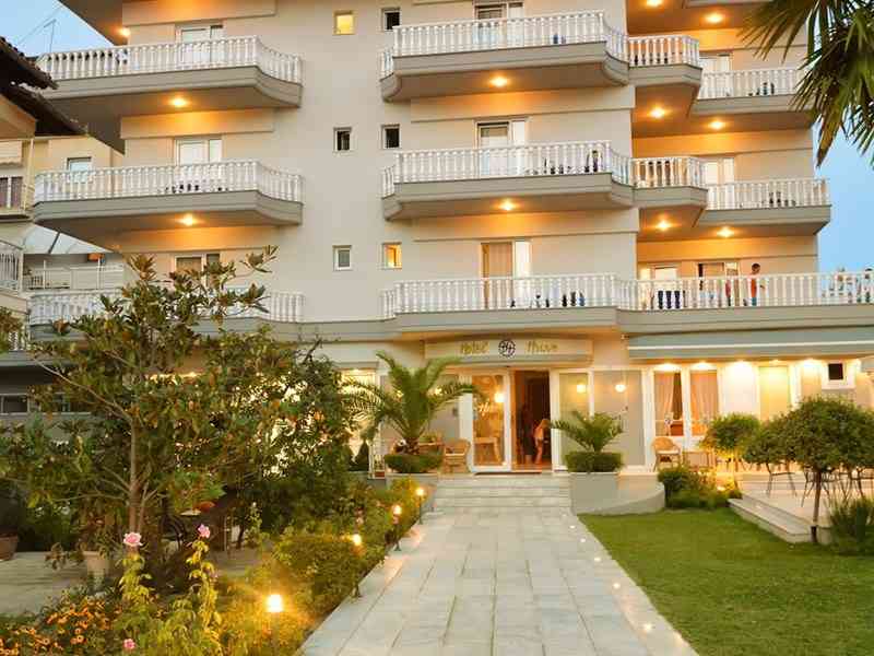 Ioni Hotel