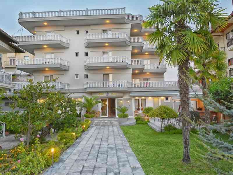 Ioni Hotel