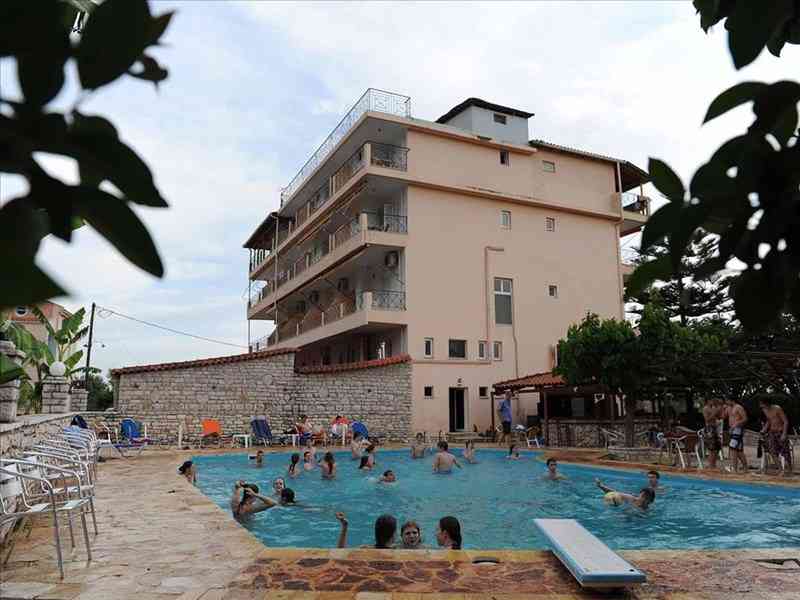 Kaiafas Lake Hotel , Илия