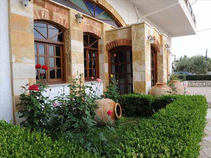 Kaiafas Lake Hotel , Илия