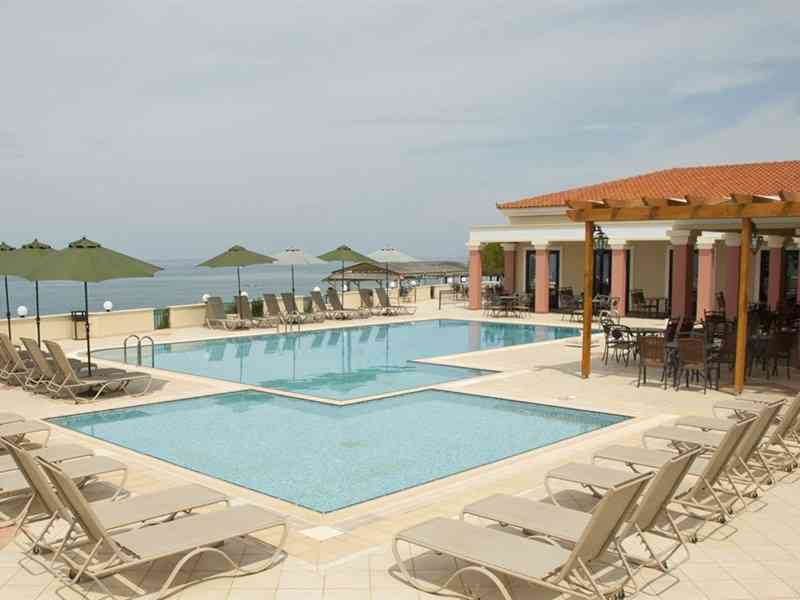 Messina Resort Hotel , Месения