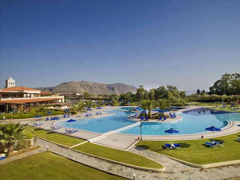 Pilot Beach Resort & Spa Hotel, Ханя