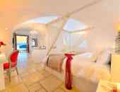 Absolute Bliss Imerovigli Suites - о. Санторини, Гърция