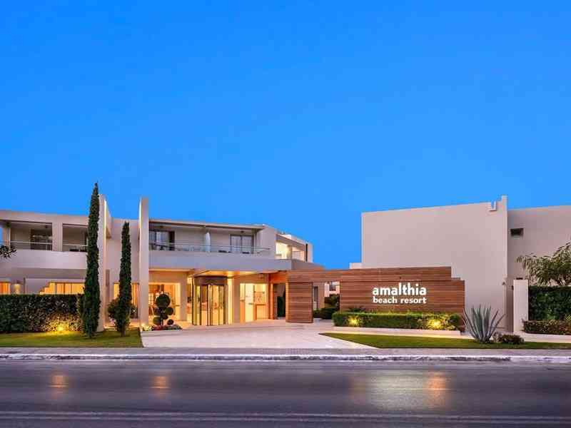 Amalthia Beach, Ханя