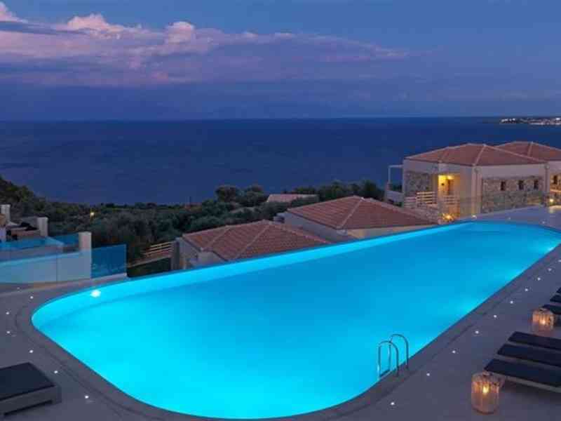 Camvillia Resort, Месения