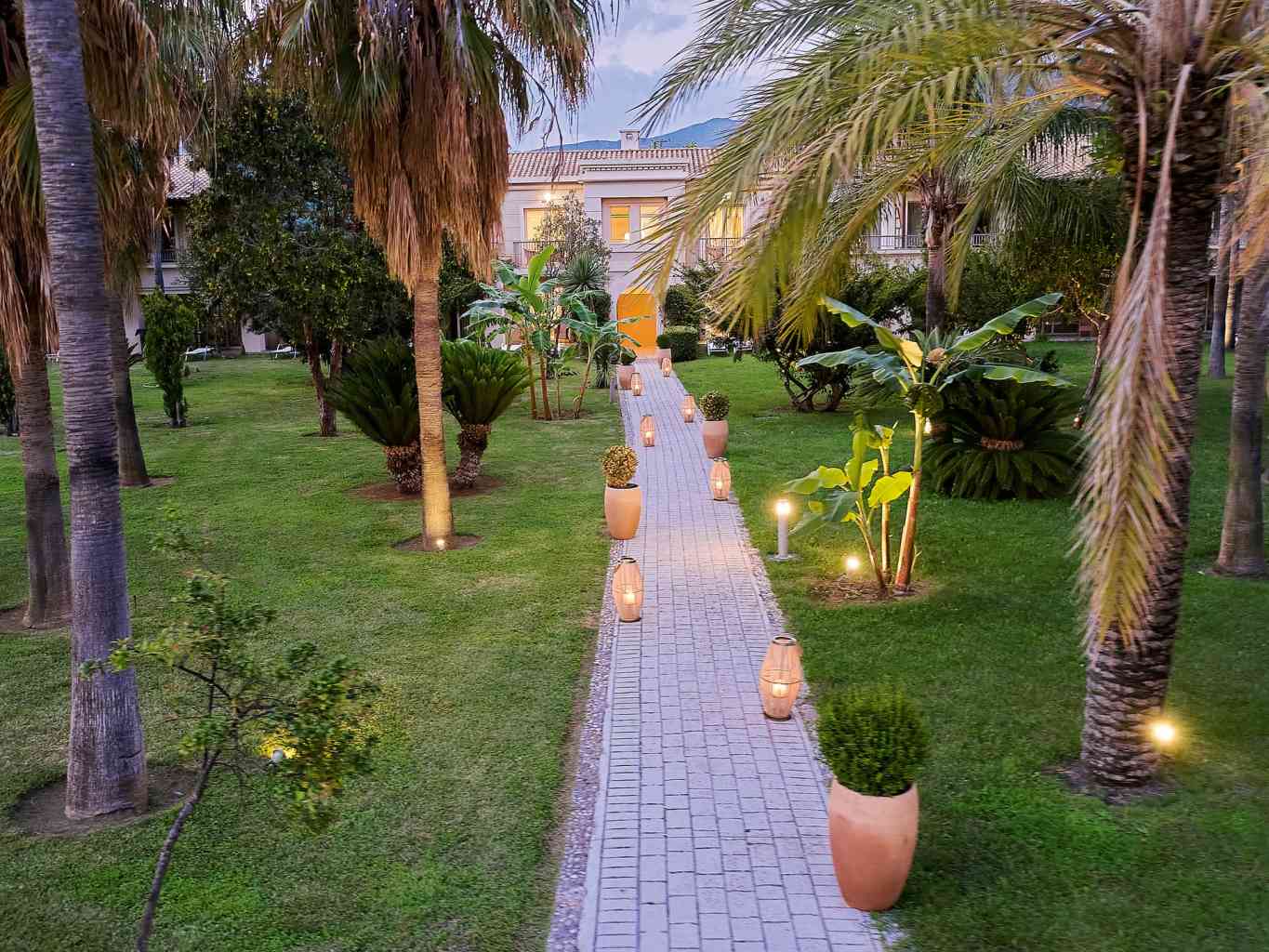 Grecotel Filoxenia Hotel, Месения