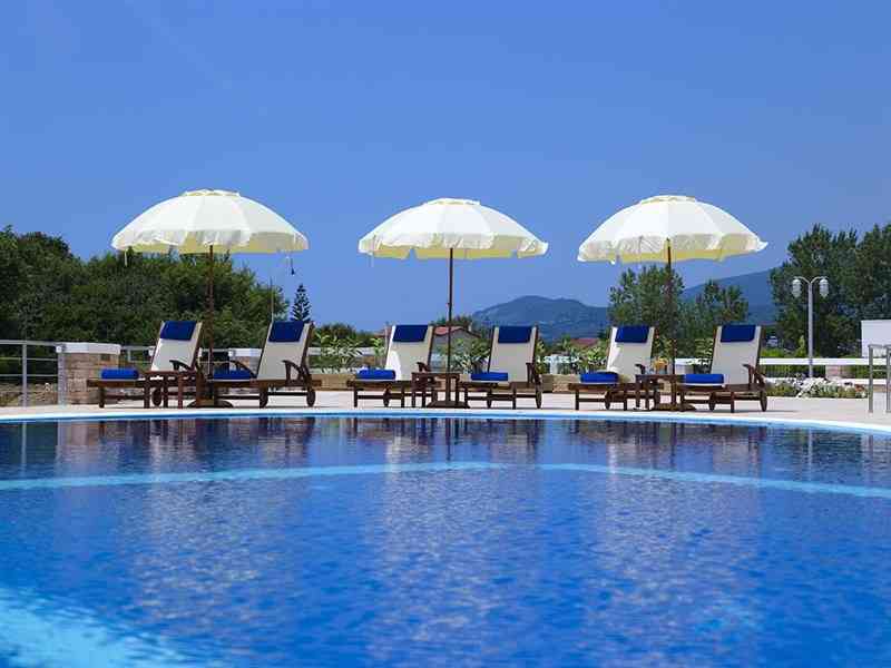 Ionian Theoxenia Hotel, Превеза