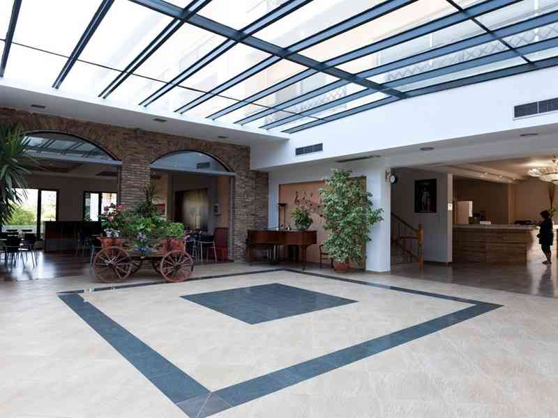 Olympic Village, Илия