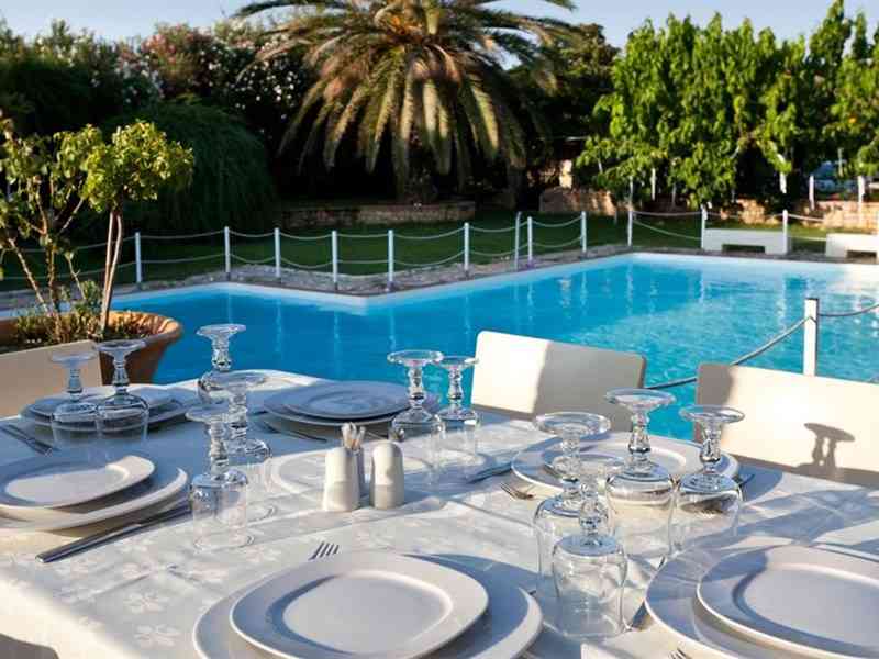 Olympic Village, Илия