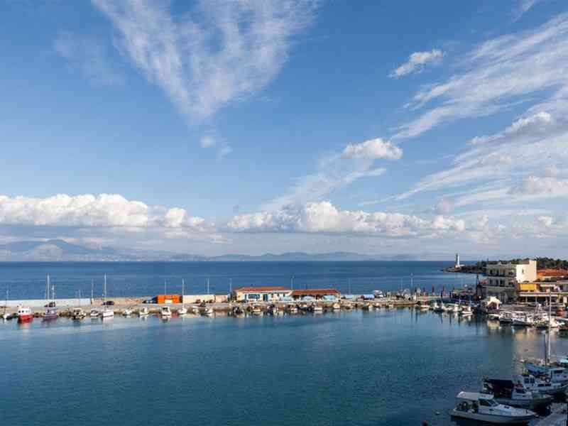 Pantheon Hotel, Лакония