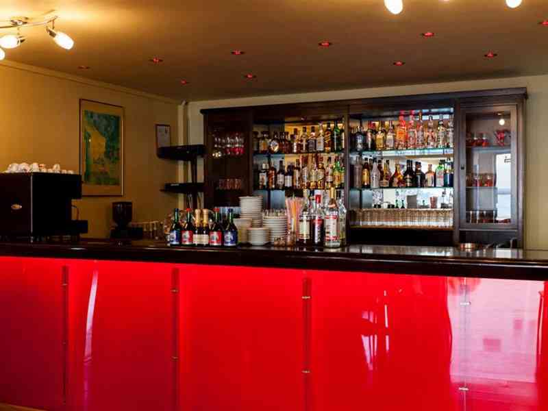 Pantheon Hotel, Лакония