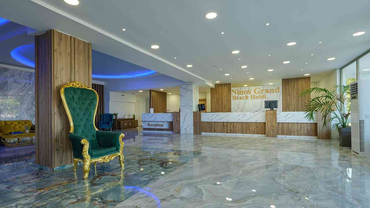 Ninos Grand Beach Resort, Превеза