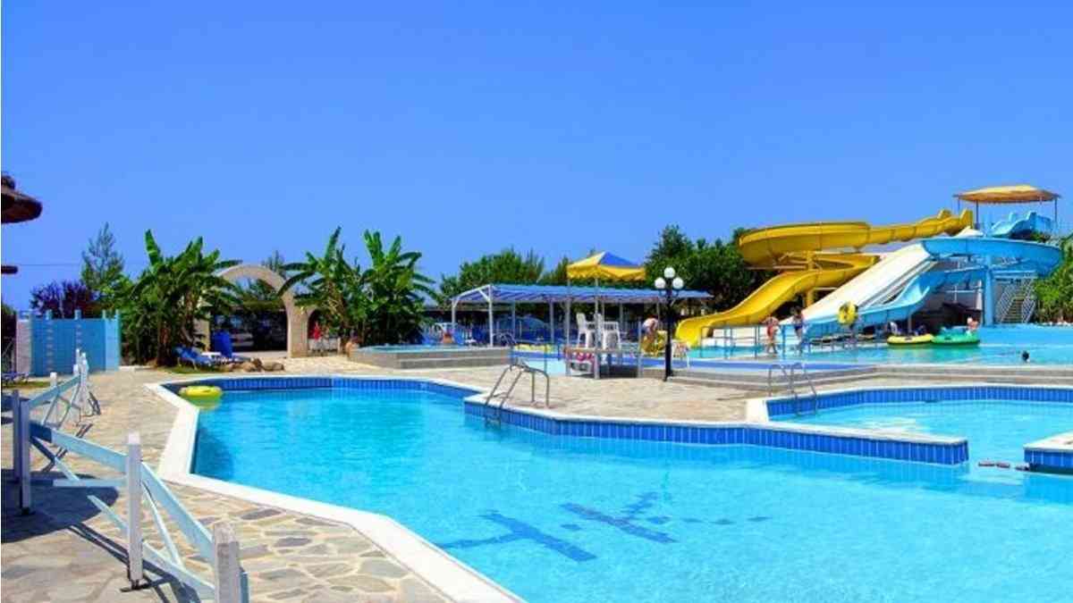 Почивка на Йонийско море - 4 нощувки в хотел "Kanali" 3*+, в района на Превеза