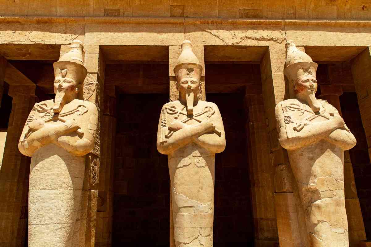 Нова година в ЕГИПЕТ - Съкровищата на ДРЕВЕН ЕГИПЕТ - ХУРГАДА, ЛУКСОР, КАЙРО и АЛЕКСАНДРИЯ с вътрешен полет!