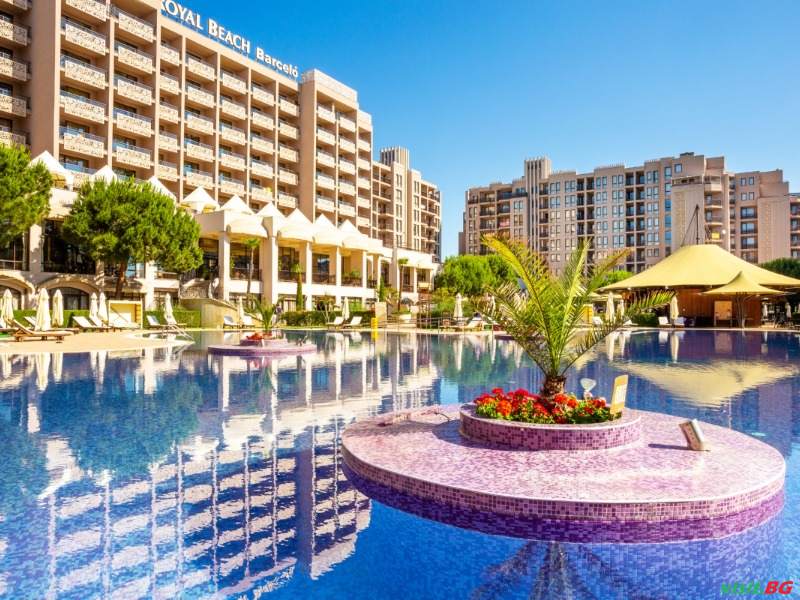 Барсело Роял Бийч, Слънчев бряг