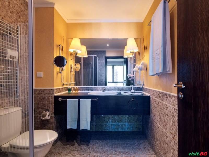 Барсело Роял Бийч, Слънчев бряг 21