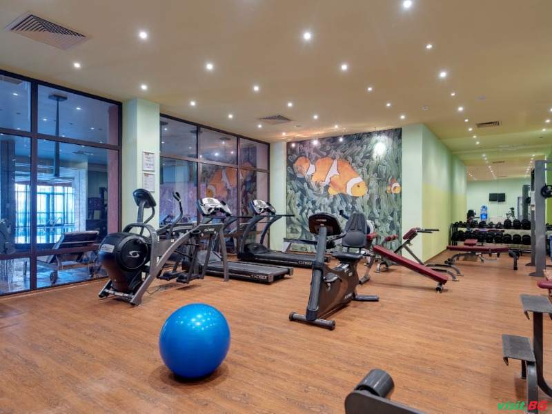 Барсело Роял Бийч, Слънчев бряг 46