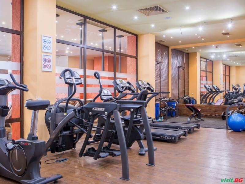 Барсело Роял Бийч, Слънчев бряг 44