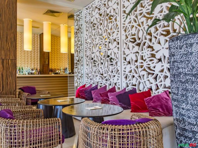 Барсело Роял Бийч, Слънчев бряг 10