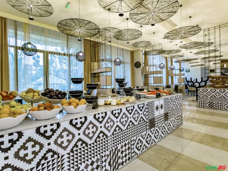 Барсело Роял Бийч, Слънчев бряг 26