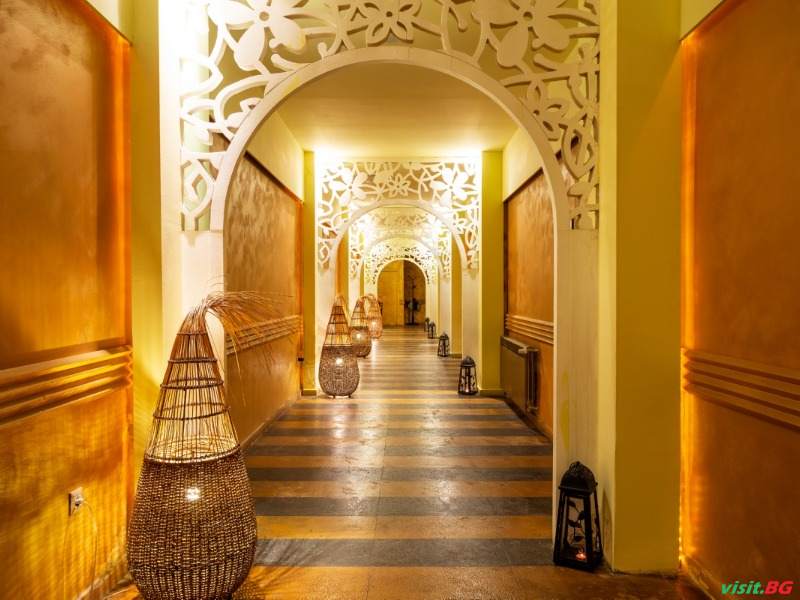 Барсело Роял Бийч, Слънчев бряг 30