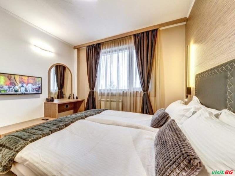 Хотел Дафовска, Пампорово 7