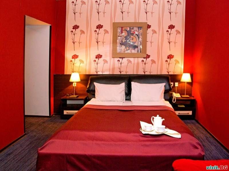 Хотел Максим, София 2