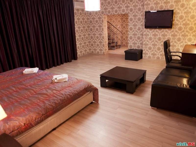 Хотел Максим, София 5