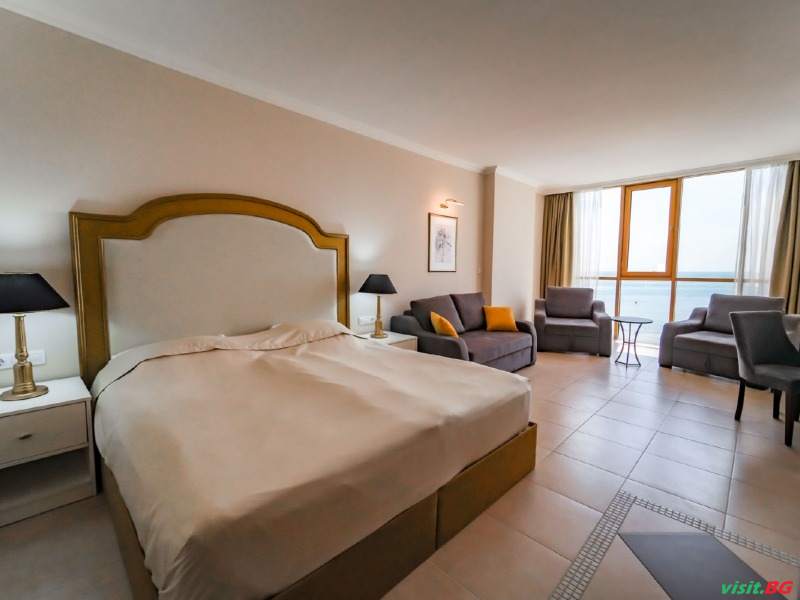 Империал палас, Слънчев бряг 29