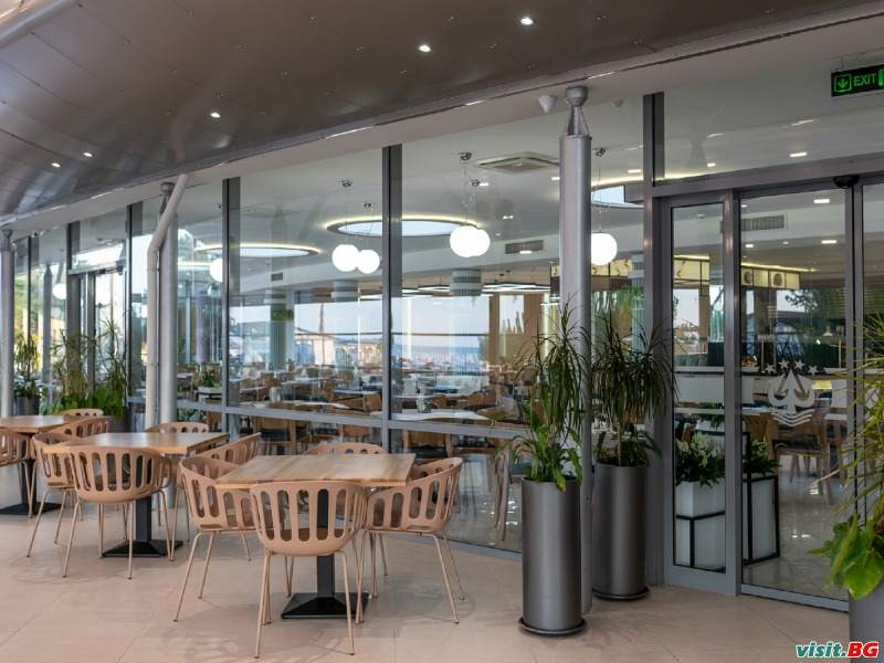 Хотел Нептун Бийч, Слънчев бряг 33