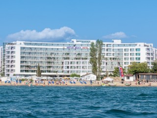 Хотел Нептун Бийч