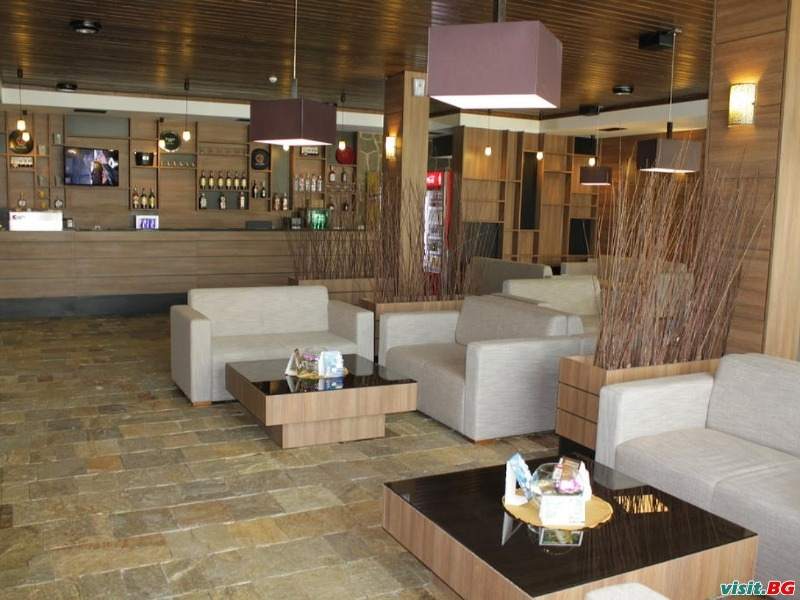 хотел Беркут, с.Брестник