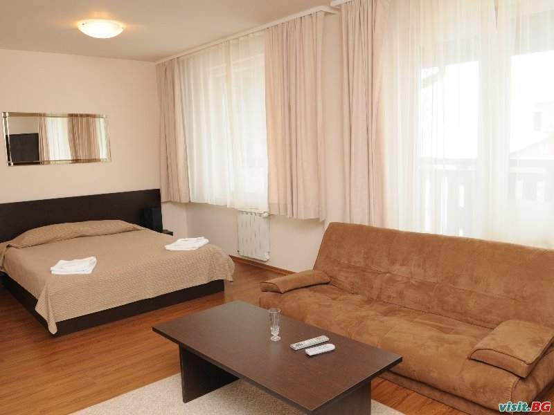 Роял Тауърс Апарт-хотел, Банско 2