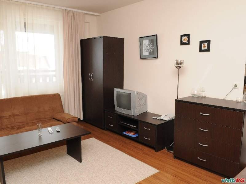 Роял Тауърс Апарт-хотел, Банско 3