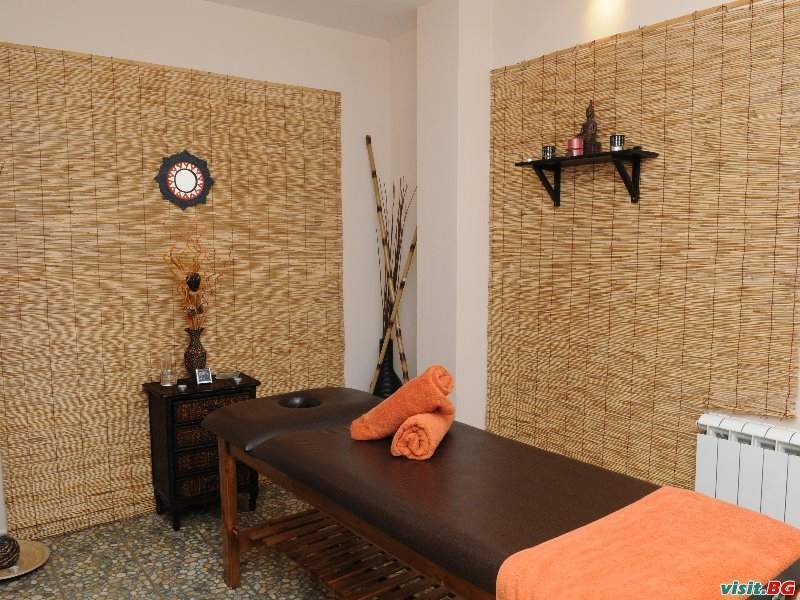 Роял Тауърс Апарт-хотел, Банско 8