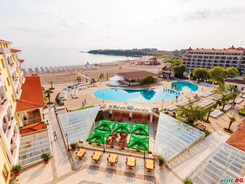 Сунео Клуб Серенити Бей, Царево 16