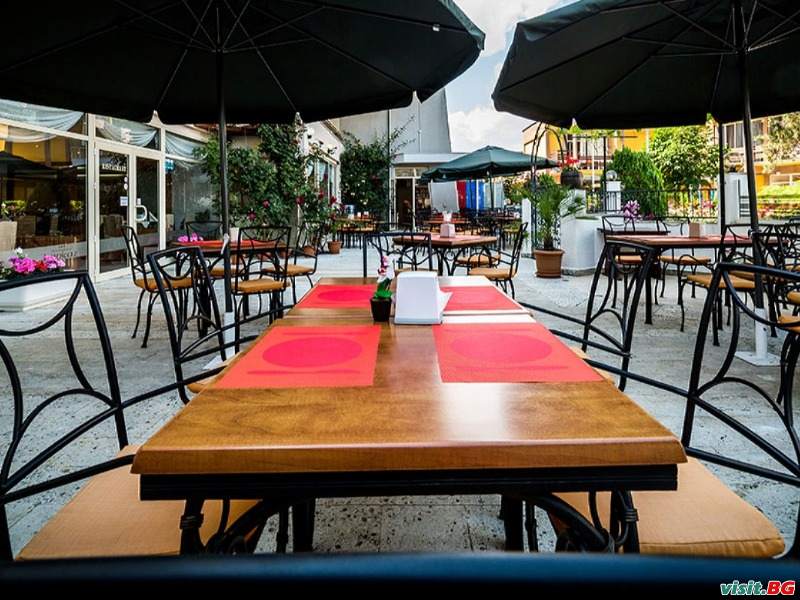 Хотел Голден Дюн, Слънчев бряг 11