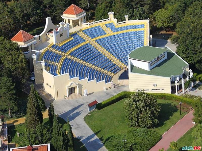 Марина Роял Палас, Дюни 24