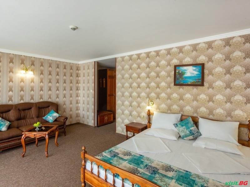 Хотел Меркурий, Слънчев бряг 33