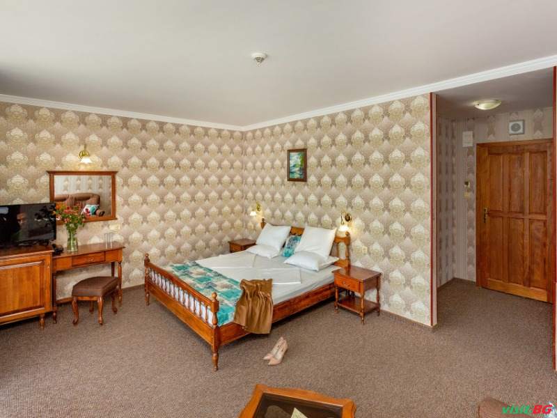 Хотел Меркурий, Слънчев бряг 24