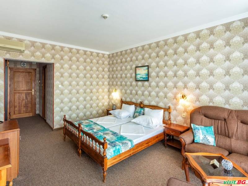 Хотел Меркурий, Слънчев бряг 18