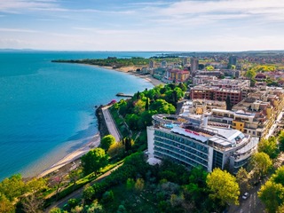 На море лято 2026 в Несебър