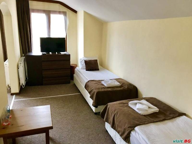 Хотел Хелиер, Якоруда