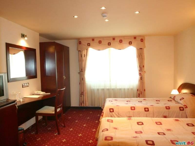 Клуб хотел Мартин, Банско 10