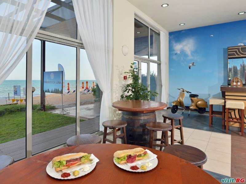 Сол Луна Бей Ризорт, Обзор 9